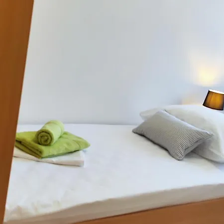 Apartment La Harmony Jacuzzi With Garden Split
