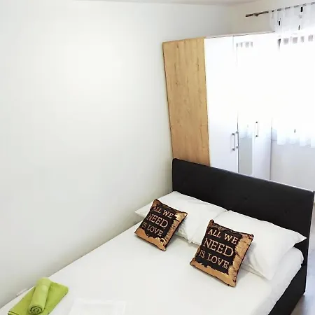 Apartment La Harmony Jacuzzi With Garden