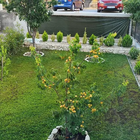 La Harmony Jacuzzi With Garden Split