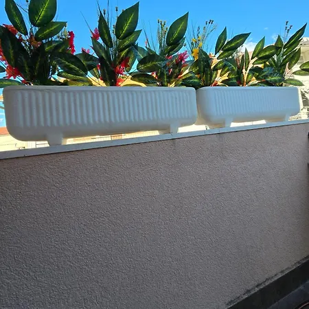 Apartment La Harmony Jacuzzi With Garden Split